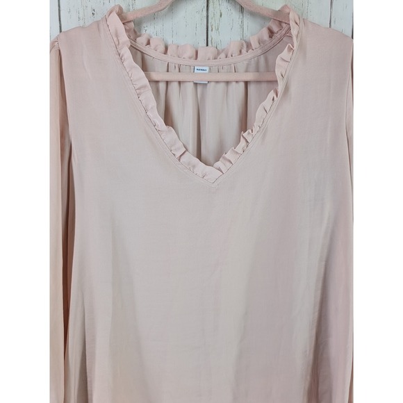 Old Navy Size Medium Womens Pink Ruffle Collar V Neck Long Sleeve Blouse‎ - Picture 3 of 8